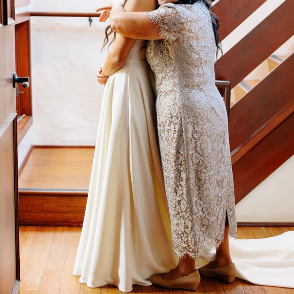 JS Collections Metallic Lace Short Sleeve Sheath Midi Dress Size 12 - Picture 2 of 11